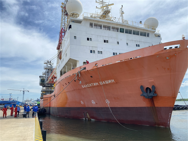 PROVIDE BERTHING SERVICE FOR DEEP VENTURE VESSEL (LOA = 149.4M)